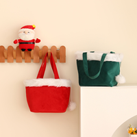 Panier-cadeau de Noël rouge en gros pour enfants avec pompons, sacs fourre-tout de Noël mignons avec monogramme