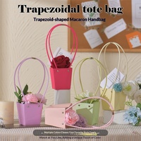 Sac cadeau en papier pour fleurs, sac à main portable pour bouquet, boîte imperméable pour arrangements floraux, sac cadeau pour fleuriste pour la fête des mères