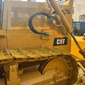 Caterpillar D7G Bulldozer d'occasion 2011 Modèle de boîte de vitesses Pompe à roulement Moteur inclus Bon état Vente de matériel de construction - Product Image 5