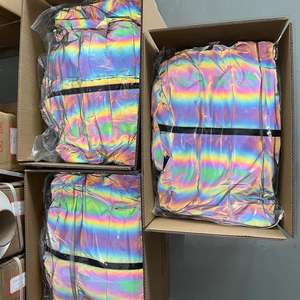 <span class=keywords><strong>Hologramme</strong></span> réfléchissant dames court lumineux <span class=keywords><strong>veste</strong></span> manteau arc-en-ciel pour le froid hiver Polyester doublure Varsity <span class=keywords><strong>veste</strong></span> épaisse femme hiver - Product Image 6