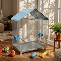 Kit de cage à oiseaux fonctionnelle à toit en pente avec plateau coulissant en plastique, abondantes perchoirs métalliques et mangeoires pour petits oiseaux domestiques