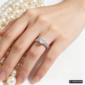 Anillo de Compromiso y Boda Personalizado de Oro Sólido S925/10K/14K/18K con Diamante Redondo de 1.0CT Cultivado en Laboratorio, Engastado con Puntas, Certificado por IGI - Product Image 4
