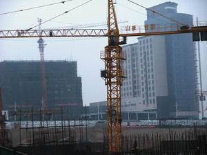 Grue à tour à marteaux HAISHAN 10T QTZ180-HS7020 avec moteur, boîte <span class=keywords><strong>de</strong></span> vitesses, roulement, moteur haute efficacité, moment <span class=keywords><strong>de</strong></span> levage <span class=keywords><strong>de</strong></span> 1800 kN.m, 193 m - Product Image 6