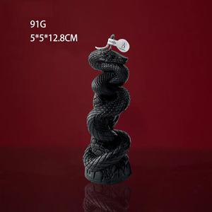 Bougie en spirale serpent noire, cire de soja, faite à la main, aromathérapie, parfum de lavande, ornement décoratif gothique pour la pièce - Product Image 1