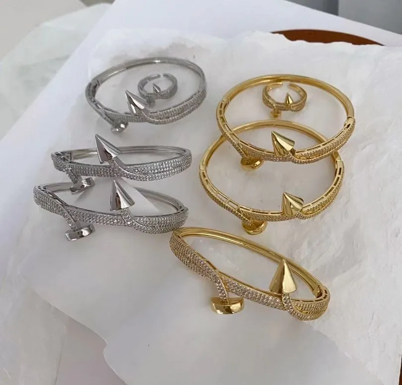 Großhandel klobigen Nagel Kristall Perlen Armband Armreifen für Frau Mutter Modeschmuck Kupfer Zirkonia besten Armreifen Geschenke