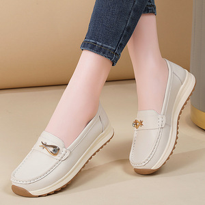 Nouveaux modèles Xuanhui, mocassins à bout rond, coutures, boucle dorée, fuchsia, PU souple, <span class=keywords><strong>semelle</strong></span> <span class=keywords><strong>épaisse</strong></span> de 3 cm, pour femmes - Product Image 4
