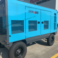 Compresseur d'air à vis portable et lubrifié de la série Airman PDS, refroidi par air, avec moteur et roulement, 7-14 bar, 16,7-14,7 m³/min, PDSG520S