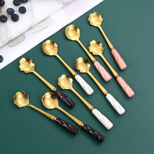 Cuchara de café con mango de cerámica, cuchara larga de acero inoxidable para mezclar, diseño bonito con patrón de flores para postre, té y café - Product Image 3