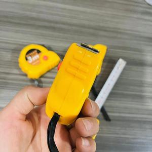 Cinta métrica de acero metálica retráctil de 3 metros, un pequeño instrumento de medición para tiendas en general y grandes almacenes, de origen. - Product Image 4