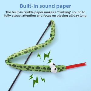 Bâtonnet de jeu pour chat en peluche durable, grande collection avec clochette et plumes, styles variés et colorés, jouet interactif amusant pour chaton et chat - Product Image 4