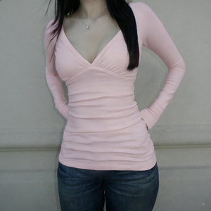 Camiseta de manga larga con cuello en V plisada de color sólido para mujer, estilo Y2K, informal, versátil, de punto - Product Image 3