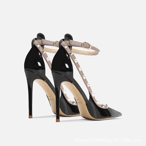 Sandales d'été élégantes pour femme, grande taille, à talons aiguilles, bout pointu, en cuir verni, avec rivets, bride cheville et décolleté en V, nouveau style 2026 - Product Image 2
