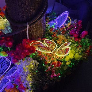 Fournisseur de vente de lampes <span class=keywords><strong>LED</strong></span> papillon paysagères, éclairant les espaces extérieurs, papillon dynamique 3D époustouflant pour la décoration, motif lumineux - Product Image 4