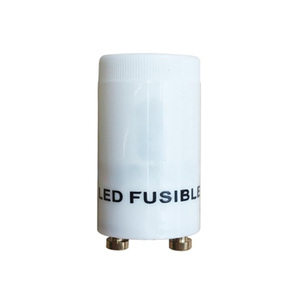 Fusibile T8 a bassa resistenza e rapida risposta per la protezione di circuiti elettrici e apparecchiature - Product Image 1
