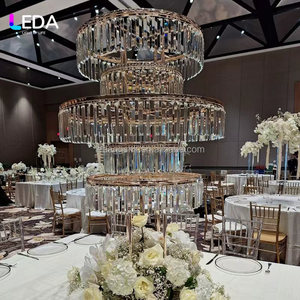 ฉากหลังตกแต่งงานเลี้ยงหรูหรา LEDA สีทองทรงกลม พร้อมขาตั้งดอกไม้โลหะสี่ชั้นสำหรับตกแต่งโต๊ะงานแต่งงาน - Product Image 1