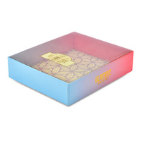 Boîtes en papier rigide de luxe en gros avec couvercle transparent et dorure à chaud pour l'emballage de kits de maquillage