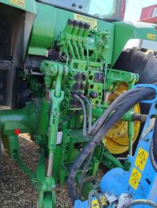Tracteurs agricoles de qualité utilisés Johnn Deer 7M-2204 - Product Image 2