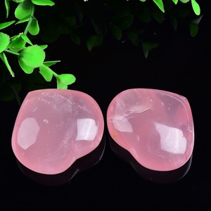 Cuarzo Rosa Natural de Alta Calidad Pulido a Mano en Forma de Corazón para Decoración del Hogar y Coleccionismo al por Mayor - Product Image 5