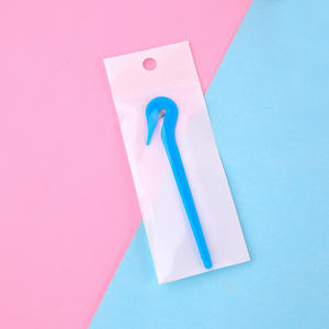 Outil <span class=keywords><strong>de</strong></span> <span class=keywords><strong>coupe</strong></span> pour élastiques à <span class=keywords><strong>cheveux</strong></span> Pony Pick, sans douleur, pour retirer les élastiques à <span class=keywords><strong>cheveux</strong></span>, <span class=keywords><strong>coupe</strong></span>-élastiques pour <span class=keywords><strong>cheveux</strong></span> - Product Image 5