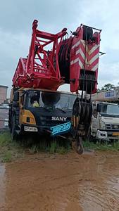 Sany STC1000T2 grue sur chenilles d'occasion 65.6m flèche principale 42t contrepoids machines de levage lourd moteur boîte de vitesses pompe moteur - Product Image 2