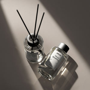 Diffuseur de parfum AIKUN 100 ml, coffret cadeau exquis, personnalisé, sans BPA, aromathérapie douce, bouteille <span class=keywords><strong>en</strong></span> verre, diffuseur à bâtonnets, ambiance romantique de mariage - Product Image 1