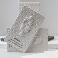Personnalisation professionnelle de cartes de visite en papier 3D gaufré concave-convexe de haute qualité, adaptées aux designs complexes