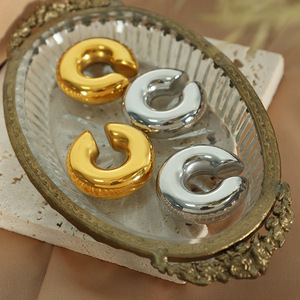 ต่างหูแบบติดหู รูปทรงตัวยู เรขาคณิต กลวง สีทอง สีเงิน เครื่องประดับแฟชั่นสำหรับงานปาร์ตี้ - Product Image 4