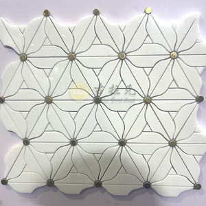 Thassos สีขาวผสมทองเหลืองจุดหินอ่อนปาร์เก้คุณลักษณะกระเบื้องโมเสคหินอ่อนสําหรับผนังชั้นโรงแรม / วิลล่า - Product Image 5