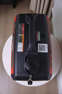 Piccolo gruppo elettrogeno a benzina portatile silenzioso 48V/60V/72V, adatto per le Q-3000id elettriche a due ruote a tre ruote e quattro ruote - Product Image 3