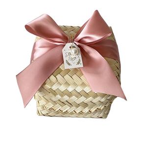هدية زفاف صغيرة صندوق خيزران مع ديكور بعقدة فراشية صغيرة تشكيله للمهرجان صندوق حلوى تذكارية فكرة هدية المهرجان - Product Image 1