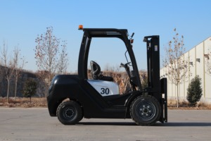 Nueva Carretilla Elevadora Diésel MightyCargo <span class=keywords><strong>CPCD30</strong></span> 3T <span class=keywords><strong>4WD</strong></span> con Mástil de Dos Etapas, Neumáticos Sólidos y Altura de Horquilla de 3000 mm - Product Image 6