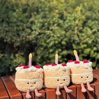 Jellyca Erdbeer-Kuchen-Puppe Hochzeitsbrot & Dessert-Kollektion Musik Geburtstagsgeschenk für Kinder Großhandel PP-Material 16/28cm