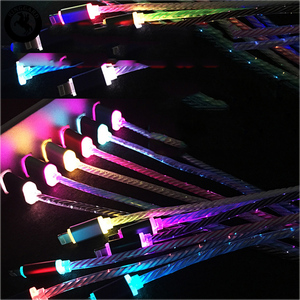 Câble de téléphone LED lumineux à charge rapide Micro USB et Type-C de 1,8 m avec gaine en nylon renforcée et LED clignotantes multicolores - Product Image 4