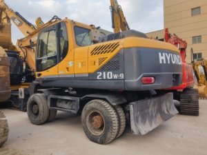 Excavatrice sur pneus hyundai 210W-9T machines d'occasion hyundai 210W-9T 210W-7 - Product Image 5