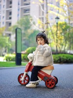 Nouveau design, tricycle électrique en plastique pour enfants, poussette, dispositif de siège multidirectionnel, 2-4 ans