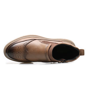 รองเท้าบูทเชลซีทรงกลางแบบผูกเชือกหนังแท้สำหรับผู้ชาย ดีไซน์หรูหรา ระบายอากาศได้ดี มีไซส์ใหญ่พิเศษ เหมาะสำหรับใส่ในฤดูหนาว ฤดูร้อน และฤดูใบไม้ผลิ - Product Image 4