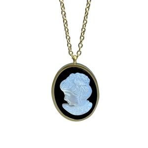 Colgante <span class=keywords><strong>de</strong></span> acero inoxidable para mujer, exquisita medalla ovalada, mopa, concha <span class=keywords><strong>de</strong></span> mar, <span class=keywords><strong>Reina</strong></span>, Avatar, joyería - Product Image 1