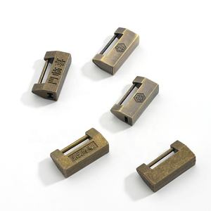 Bronze antique 11 mini <span class=keywords><strong>serrure</strong></span> antique, ancienne <span class=keywords><strong>serrure</strong></span> à clé antique pour vieilles boîtes, armoires, boîtes de rangement - Product Image 4