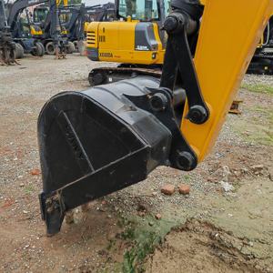 รถขุดตีนตะขาบ Sany 135C มือสอง ขนาดเล็ก แรงบิดสูง พร้อมเครื่องยนต์ Isuzu และปั๊มเกียร์ รุ่นปี 2022 สำหรับงานขุดหินและก่อสร้างเขื่อน - Product Image 3