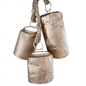 Carillon éolien antique en métal, ornement suspendu, forme irrégulière, artisanat en métal plaqué or, décoration d'intérieur - Product Image 1