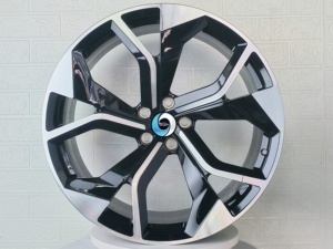 Ruedas Forjadas Personalizadas de 18-22 Pulgadas para <span class=keywords><strong>Audi</strong></span> <span class=keywords><strong>RS</strong></span> Q8, Modelos 2015-2024, Color Negro Brillante, 5X112, ET 35mm, Nuevas, para Autos de Pasajeros, Gran Venta - Product Image 4