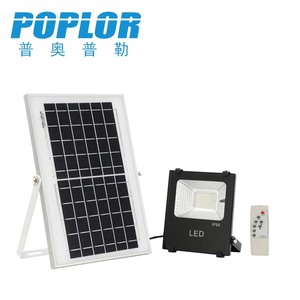 Reflector LED Solar Poplor de 60W 100W 150W 200W para Exteriores con Control Remoto, IP66, Montaje Superficial de Aleación de Aluminio - Product Image 1