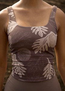 Ensemble de leggings et shorts de yoga imprimés floraux, recyclés, écologiques, certifiés anti-UV, respirants, antimicrobiens, vêtements de sport actifs - Product Image 5