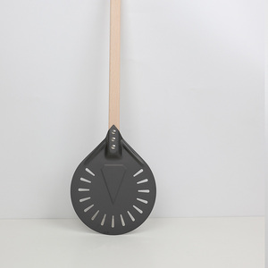 <span class=keywords><strong>Pala</strong></span> de aluminio para horno de <span class=keywords><strong>Pizza</strong></span> profesional, <span class=keywords><strong>pala</strong></span> perforada <span class=keywords><strong>REDONDA</strong></span>/cuadrada con mango de madera desmontable - Product Image 3