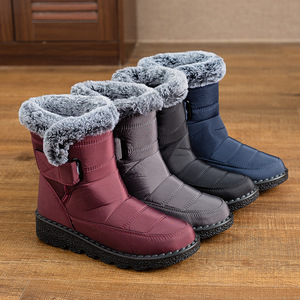 Bottes de neige matelassées imperméables avec doublure en polaire, sangle réglable, semelle plate antidérapante, bottines chaudes en coton pour l'hiver - Product Image 1