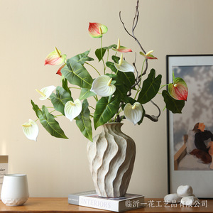 Bouquet d'Anthurium Artificiel Yihua Floral Art Blanc Rouge Vert en Soie Décoration Maison Style Moderne Simple - Product Image 1