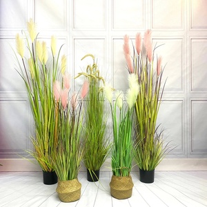Offres Spéciales : Plantes Artificielles Décoratives Populaires pour la Maison, les Mariages et les Hôtels – Fausses Herbes de la Pampa, Fleurs Artificielles, Feuilles d'Orchidées Artificielles - Product Image 1