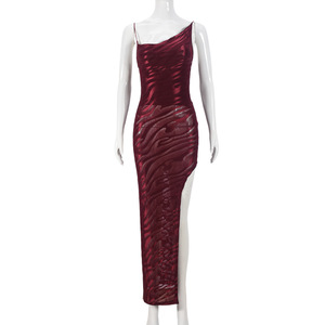 Splendido Abito Slip in Rete Rosso Vino con Stampa Zebrata, Elegante e Bellissimo <span class=keywords><strong>Vestito</strong></span> da Donna per Occasioni Casual, Abiti Boutique - Product Image 4