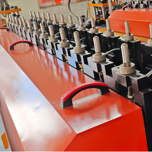 Machine de profilage robuste pour supports de centrales solaires dans le désert et la montagne - Product Image 6