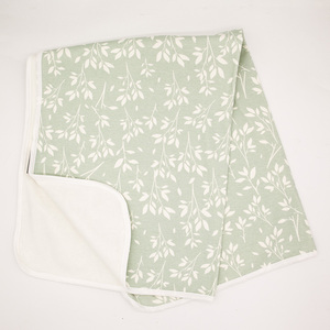 <span class=keywords><strong>Couverture</strong></span> de matelas à <span class=keywords><strong>langer</strong></span> pliable multifonctionnelle portable et lavable en TPU OEM pour bébé - Product Image 2